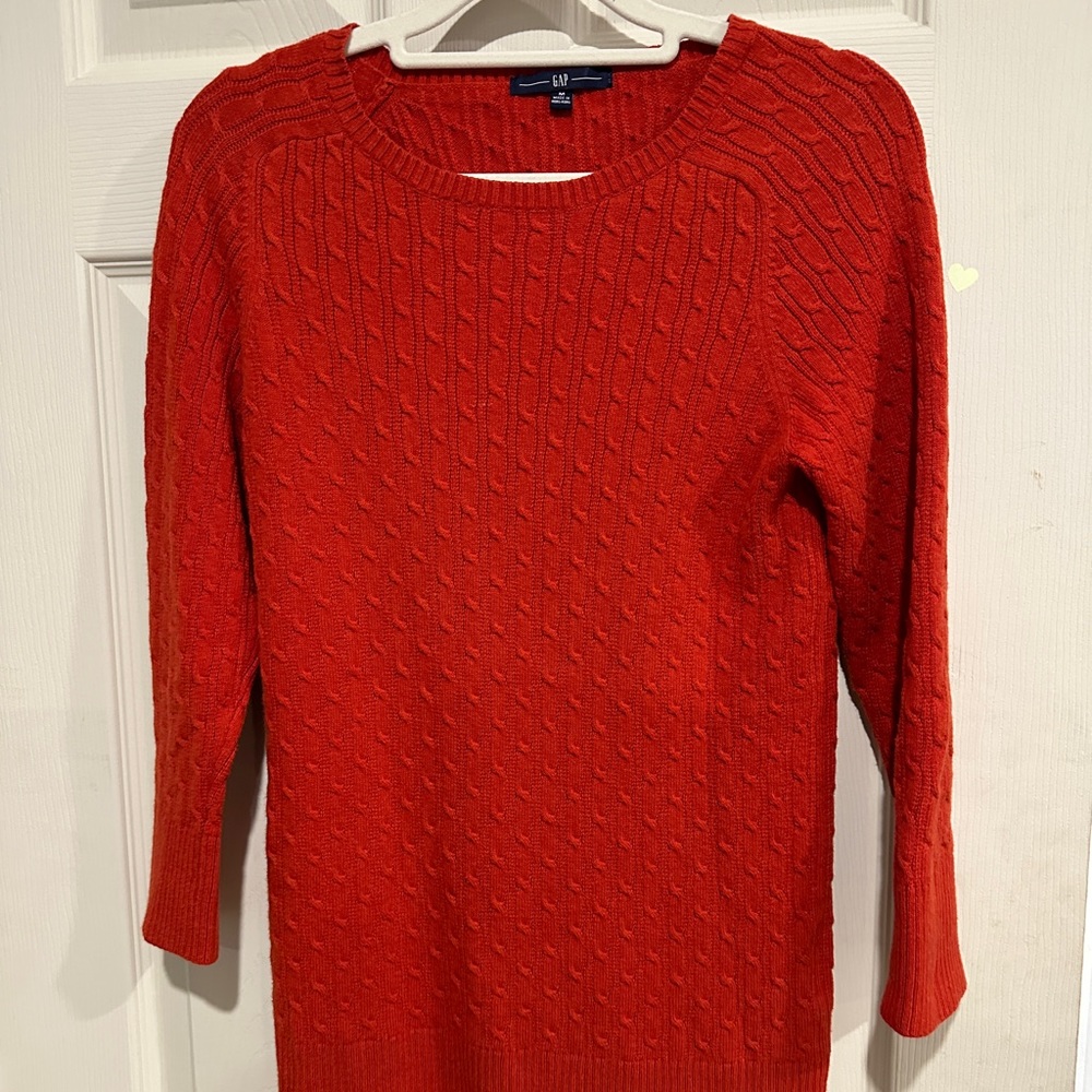 GAP Women Sweater, Red, size M, almost like new